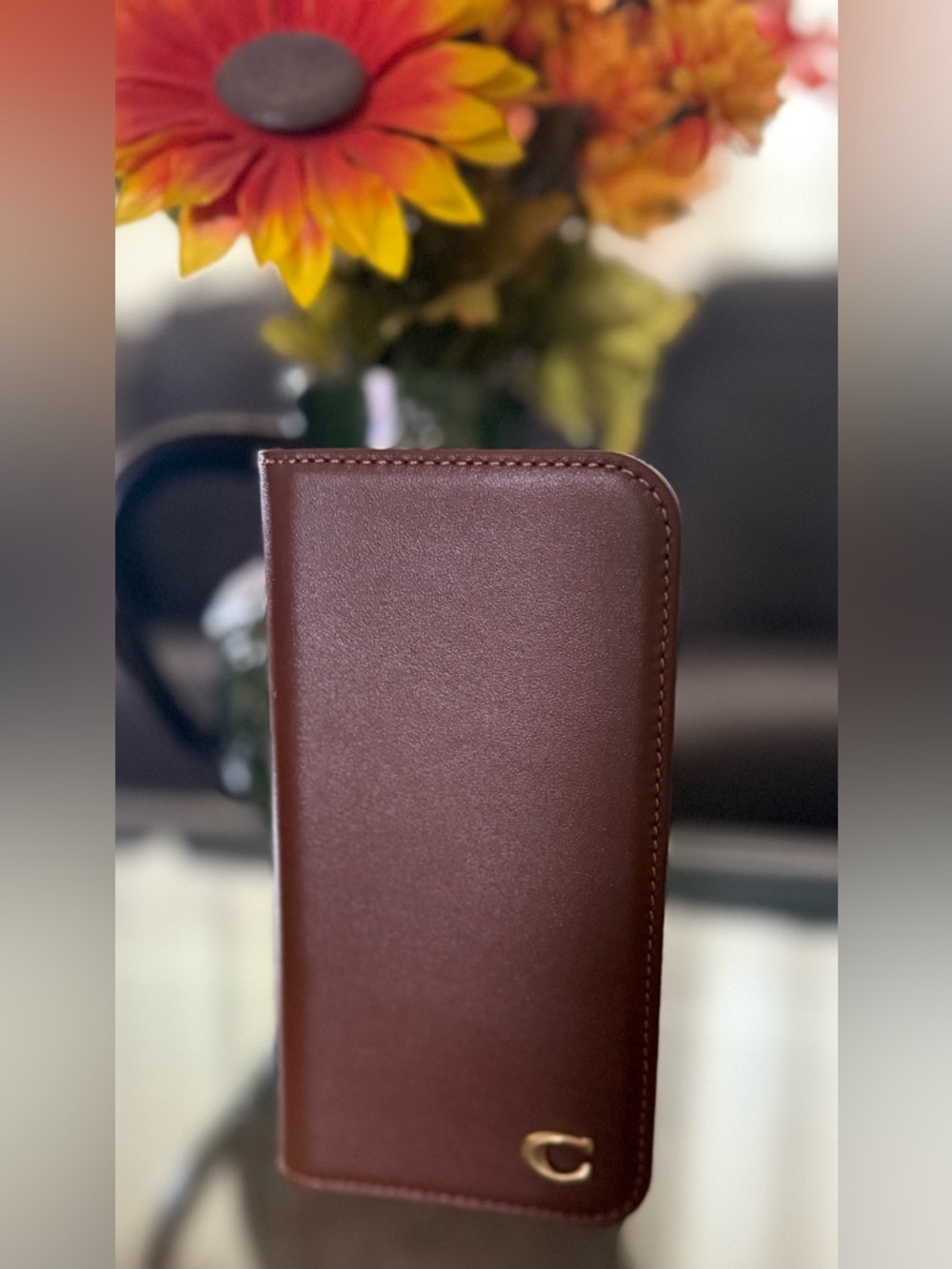Coach Signature Leather Wallet
Folio iPhone 16 Pro Case
